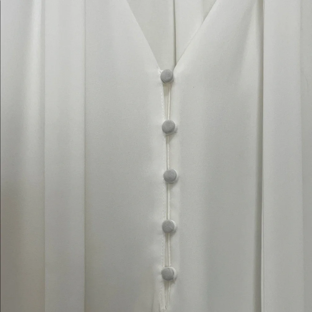 White House Black Market Chiffon Bow Tie V-Neck Blouse - Size 0